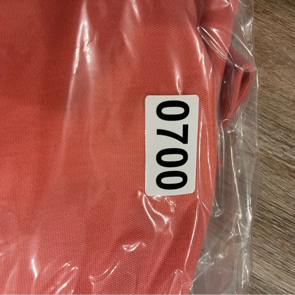 Vineyard Vines Saltwater 1/4 Zip Women’s S Coral  Pullover Sweatshirt Pima Whale - Picture 9 of 9